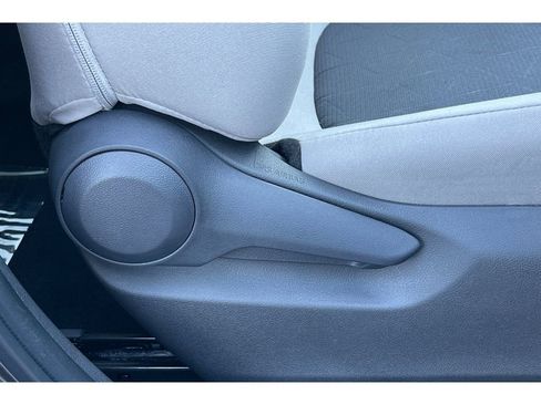 Used 2024 Toyota RAV4 XLE image 22