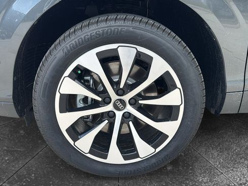 New 2026 Audi Q3 quattro 2.0T AWD/4WD image 26