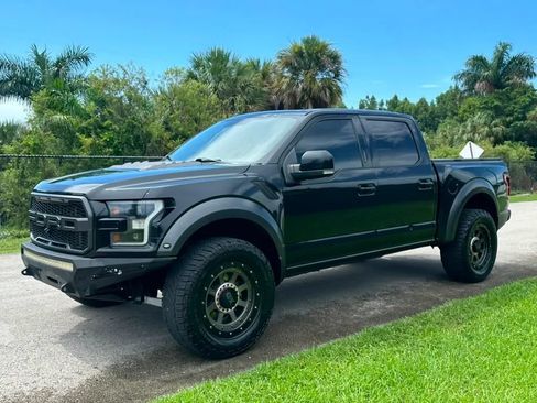 Used 2018 Ford F150 Raptor w/ Equipment Group 802A Luxury AWD/4WD image 1