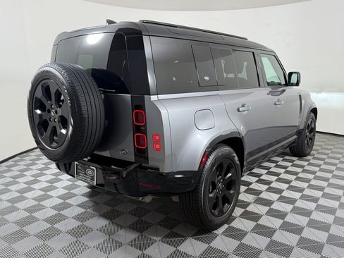 Used 2023 Land Rover Defender 110 X-Dynamic SE AWD/4WD image 8
