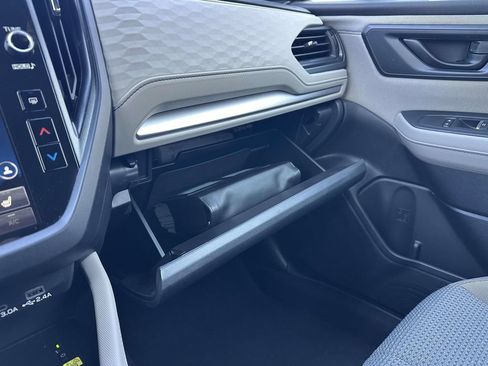 Certified 2025 Subaru Forester Premium AWD/4WD image 17