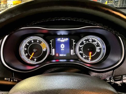 Used 2021 Jeep Cherokee Latitude Lux image 25