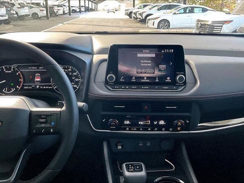 Certified 2025 Nissan Rogue SV w/ Rock Creek Premium Package image 6