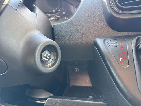 Used 2025 RAM ProMaster 2500 w/ Convenience Group image 14