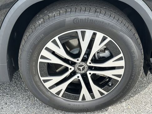 Certified 2025 Mercedes-Benz GLA 250 image 13