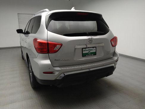 Used 2020 Nissan Pathfinder SL AWD/4WD image 6