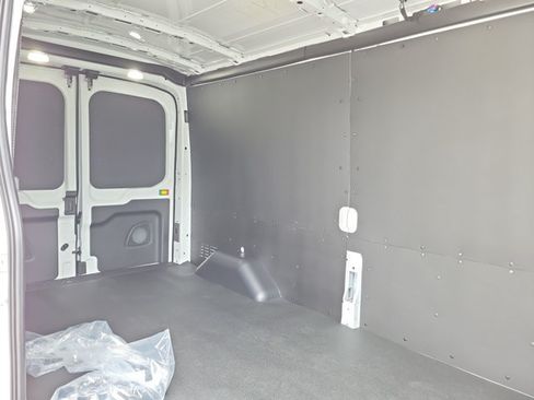New 2026 Ford Transit 250 148 Medium Roof w/ Load Area Protection Package RWD image 14
