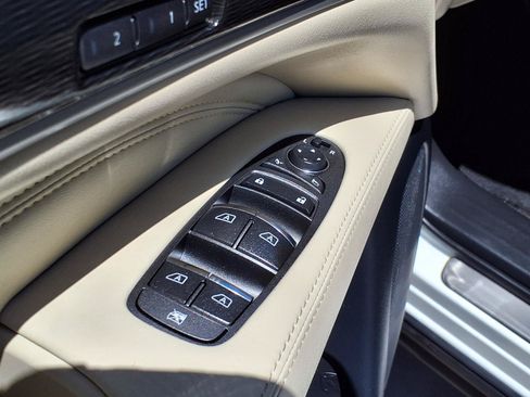 Used 2020 INFINITI QX60 Luxe w/ Essential Package FWD image 23