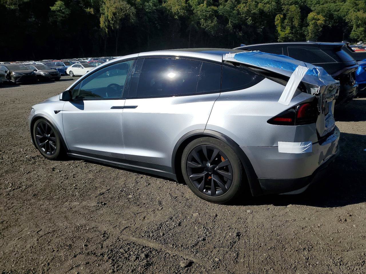 Used 2025 Tesla Model X AWD/4WD image 3