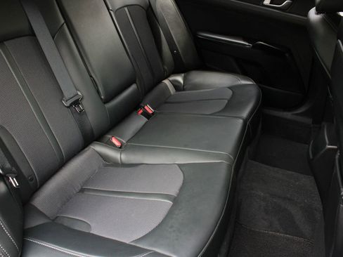 Used 2022 Kia K5 GT-Line AWD/4WD image 23