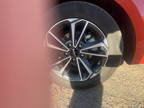 Used 2023 Kia Forte LXS w/ LXS Technology Package image 20