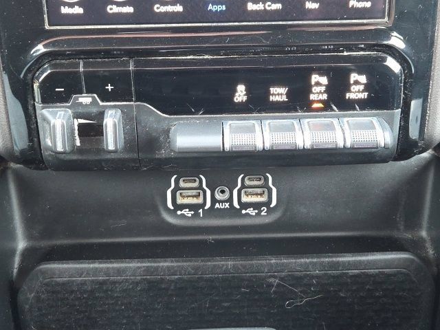 Used 2020 RAM 1500 Sport w/ Leather & Sound Group AWD/4WD image 28