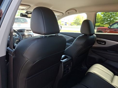 Certified 2024 Nissan Murano SV w/ SV Midnight Edition Package AWD/4WD image 13