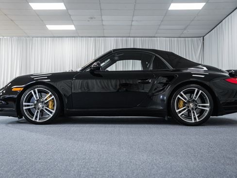 Used 2011 Porsche 911 Turbo S image 5