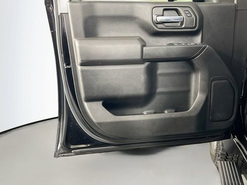 Used 2024 Chevrolet Silverado 2500 Custom w/ Custom Value Package image 17