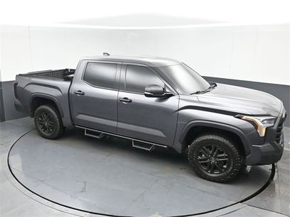 Used 2022 Toyota Tundra SR5 w/ SR5 Convenience Package