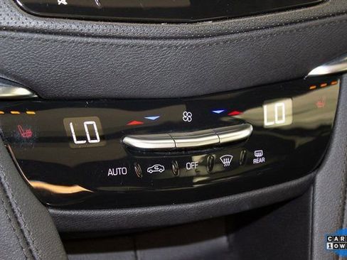 Used 2025 Cadillac XT5 Premium Luxury image 31