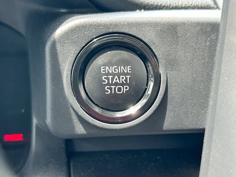 Used 2024 Toyota Tacoma SR RWD image 19