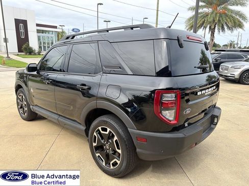 Used 2023 Ford Bronco Sport Outer Banks w/ Tech Package AWD/4WD image 8