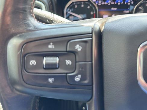 Used 2021 GMC Sierra 1500 AT4 w/ AT4 Value Package AWD/4WD image 17