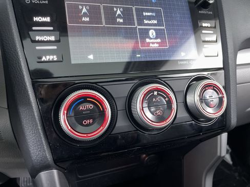 Used 2017 Subaru Forester 2.5i Premium image 17