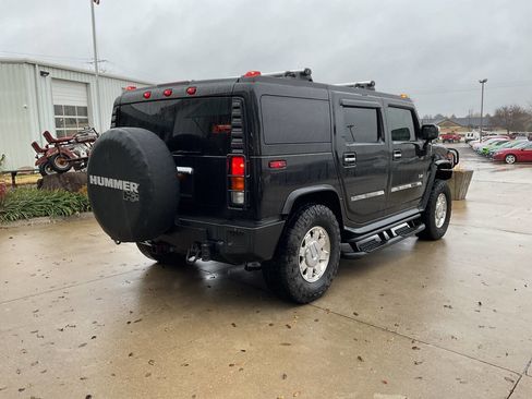 Used 2003 HUMMER H2 w/ Preferred Equipment Group image 8