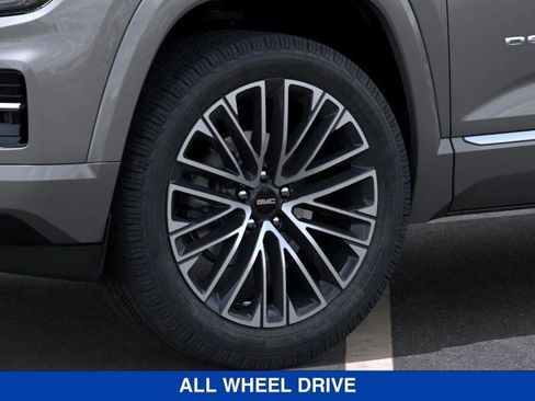 New 2026 GMC Terrain Denali w/ LPO, Floor Liner Package image 10