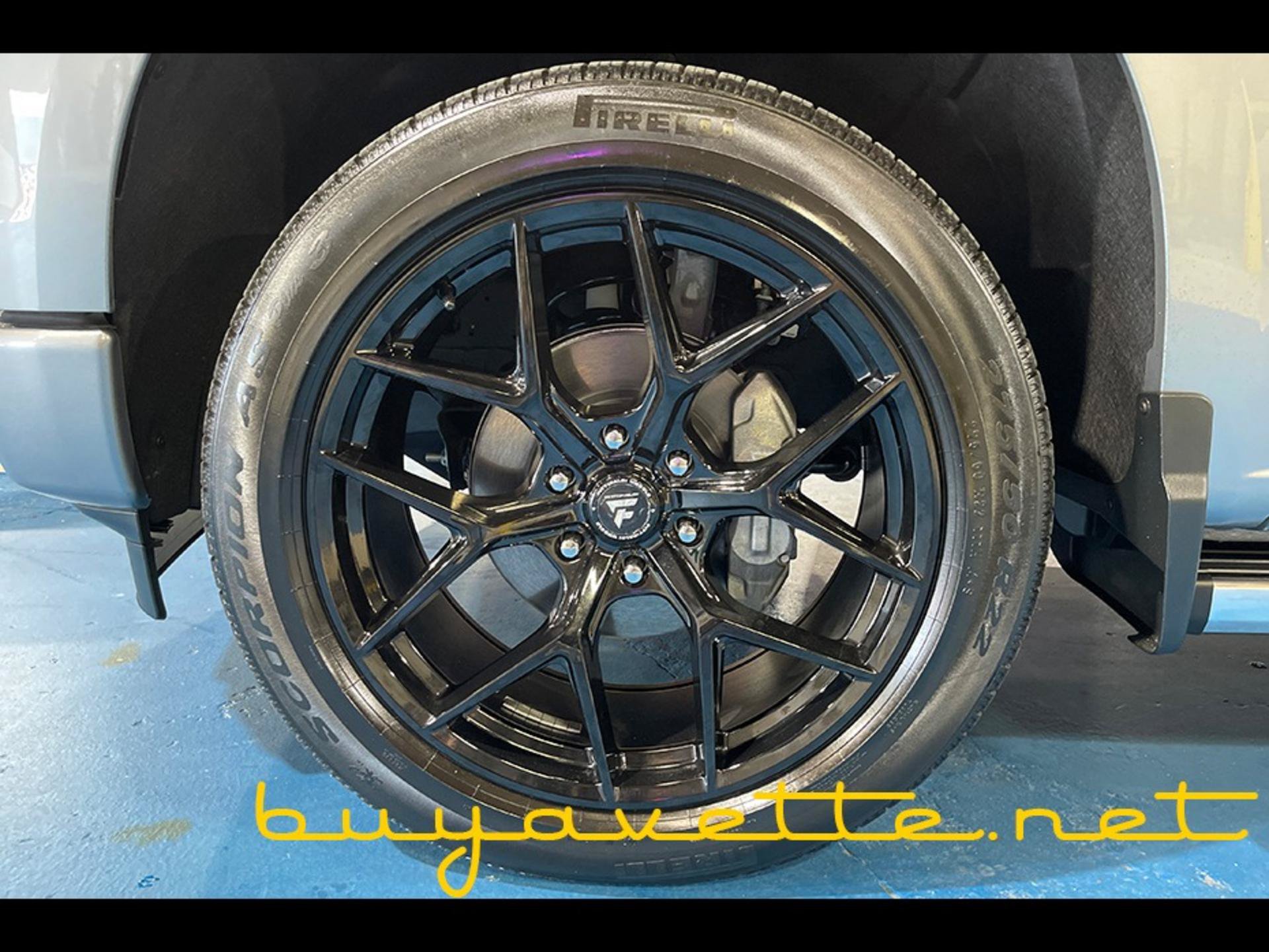 Used 2025 Chevrolet Silverado 1500 High Country w/ Technology Package AWD/4WD image 8