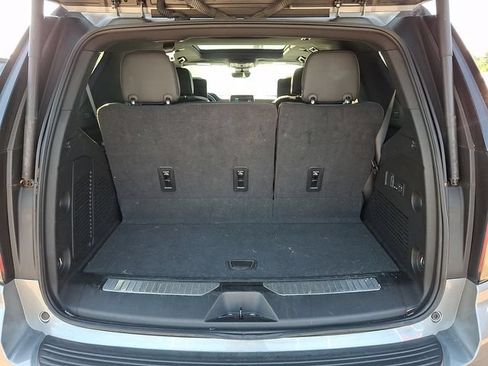 Used 2024 Chevrolet Tahoe High Country AWD/4WD image 24