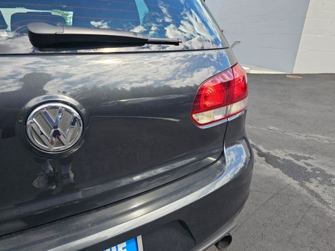 Used 2012 Volkswagen GTI 4-Door FWD image 17