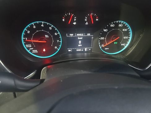 Used 2019 Chevrolet Equinox LS image 12