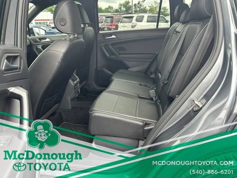 Used 2021 Volkswagen Tiguan SE R-Line AWD/4WD image 8