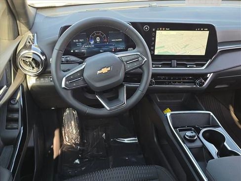 New 2026 Chevrolet Equinox LT AWD/4WD image 18