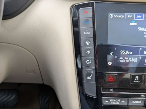 Used 2019 INFINITI QX50 Essential w/ Premium Heat Package image 25