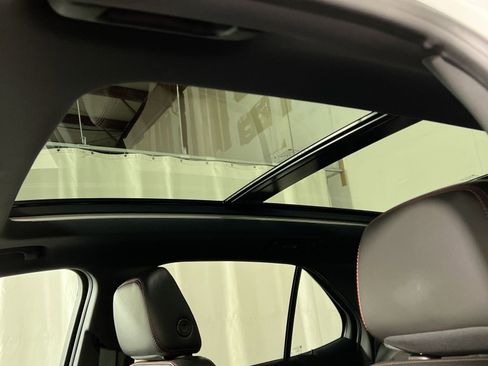 Used 2022 Chevrolet Equinox RS image 24