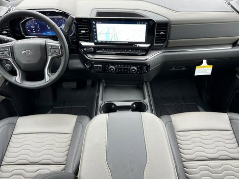 New 2026 Chevrolet Silverado 2500 ZR2 image 11