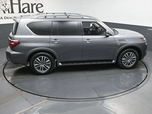 Used 2022 Nissan Armada SL w/ Captain's Chairs Package AWD/4WD image 42