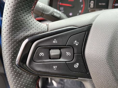 Used 2024 Chevrolet Trax RS w/ Driver Confidence Package image 17