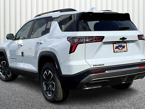 New 2026 Chevrolet Equinox ACTIV w/ Convenience Package III image 8