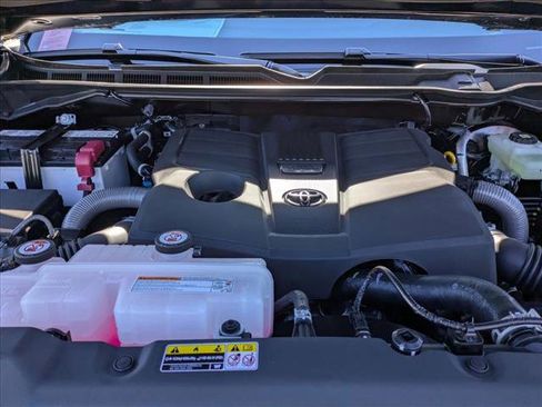 New 2026 Toyota Tundra Limited AWD/4WD image 15