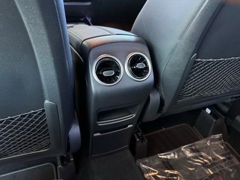 Certified 2023 Mercedes-Benz GLA 250 image 17