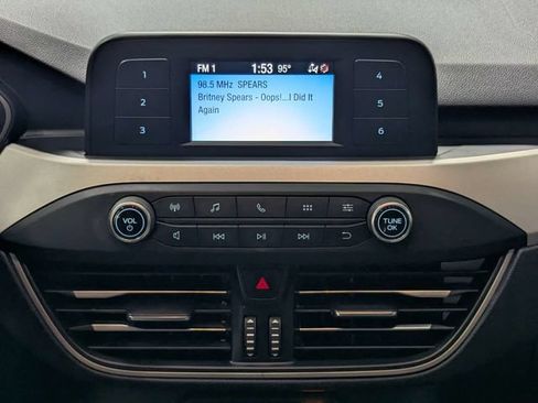 Used 2022 Ford Escape S FWD image 11