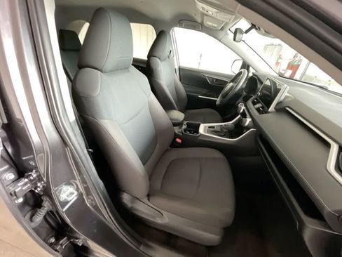 Used 2024 Toyota RAV4 LE AWD/4WD image 24