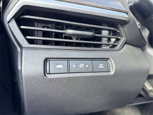 Used 2023 Nissan Altima 2.5 SV image 11