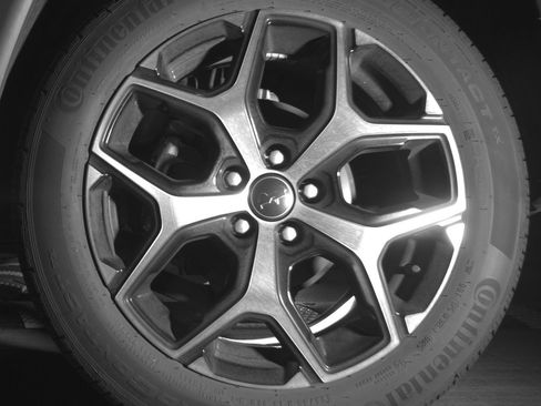 Used 2025 Jeep Compass Limited image 14