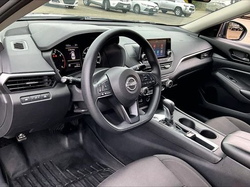 Used 2023 Nissan Altima 2.5 S image 17