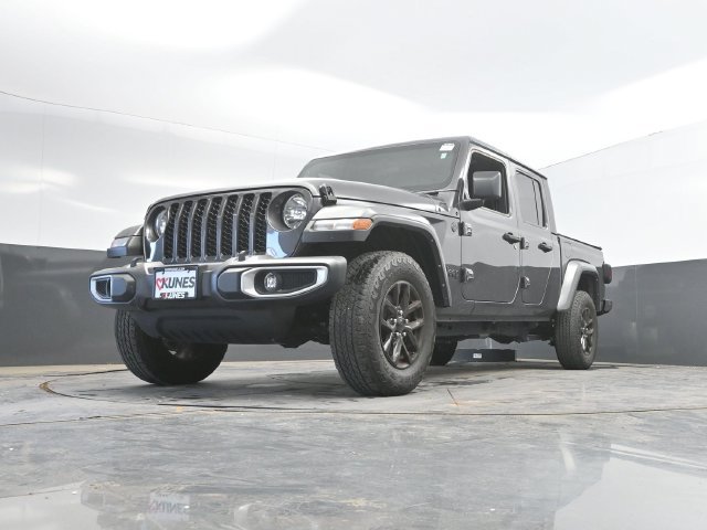Used 2023 Jeep Gladiator Sport AWD/4WD image 48