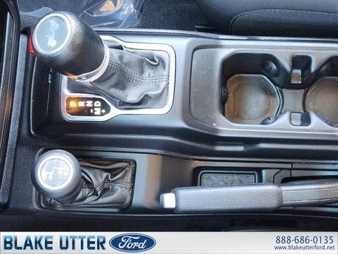 Used 2021 Jeep Wrangler Unlimited Sport AWD/4WD image 19