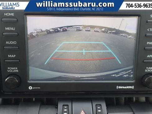 Used 2022 Toyota RAV4 XLE Premium image 29