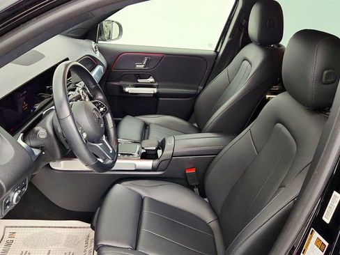 Used 2023 Mercedes-Benz EQB 300 4MATIC w/ Exclusive Package image 19